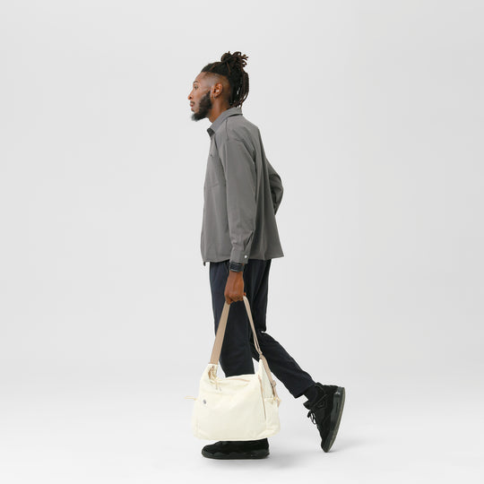 AIR CONVERT TOTE